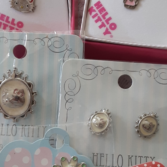 Sanrio "Hello Kitty" theme sterling silver jewelry - Picture 3 of 12